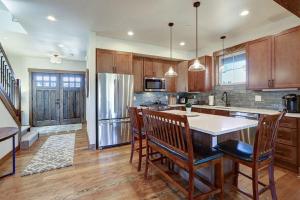 Suncadia 3 Bdrm Townhome Overlooking Golf Course