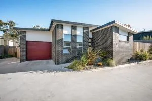 The Bay Abode Modern New 2 bedroom 15min to CBD - Margate