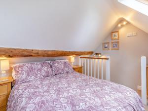 Jacobs Barn - Uk46733