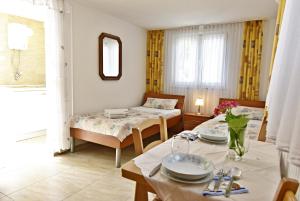 Apartments with a parking space Umag - 22709