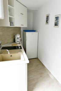 Apartments with a parking space Umag - 22709