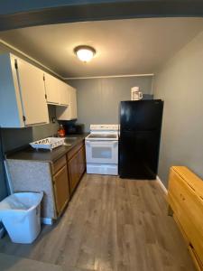 23 B ST APARTMENTS