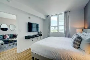 Coconut Grove 1 bedroom condo parking included - Coconut Grove