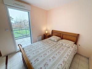 Appartement avec parking à 250m de la plage, proche commerces - FR-1-361-120