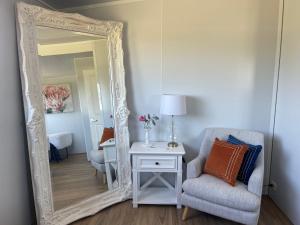 Copper Creek Retreat - sleep next door to the Lions