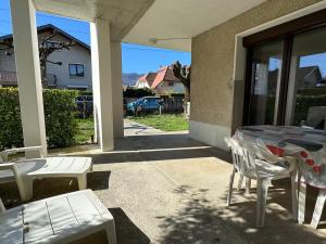 Appartements Appartement Aix-les-Bains, 2 pieces, 2 personnes - FR-1-555-41 : photos des chambres