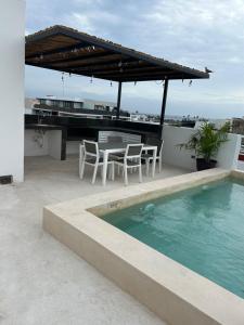Central 40, Playa Del Carmen