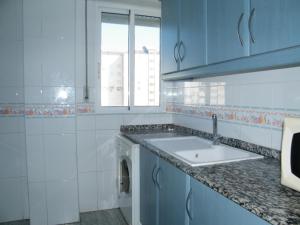 Apartamento Norte Gandia: 3 dormitorios, terraza, piscina y cerca de la playa - ES-314-14