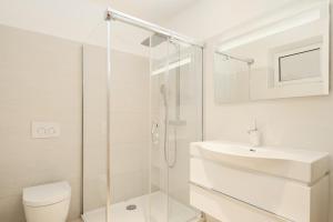 Luxurious city retreat with pool