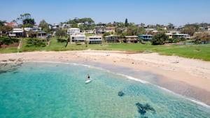 Beachfront Shack Malua Bay - Dog Friendly with EV Fast Chgr