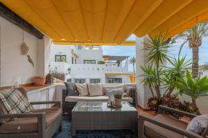 Aldea Blanca 2 BDRM Central Apt w Stunning Views