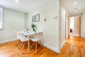 Location Trafalgar Square 1 Bedr, 3 Beds, sleeps 6