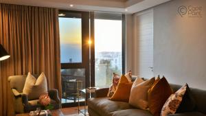 Luxury apartments - Greenpoint - 35 on Main