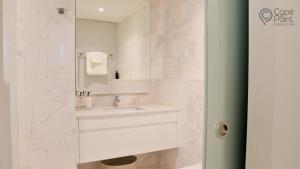 Luxury apartments - Greenpoint - 35 on Main