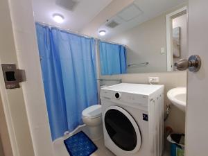 Haileys Crib @ Azure North