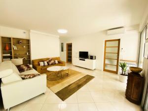 Eagle - Trois pieces de standing quartier du golf MAE-4094