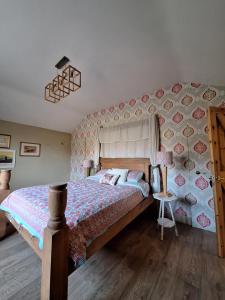 Private Suite at Llanddinog House near Solva