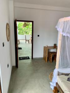 MrMango Weligama