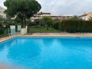 Beau studio proche mer, gare et commerces - Plaine de la Brague