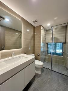 Apartments in Han Jardin Building next West Lake