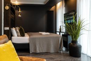 Vintage Apartment Hotel