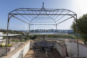 Borgo dellorso - Villetta a schiera ai piedi della Roccia dellOrso