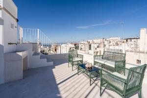 Before Sunset Appealing Apartment with Terrace
