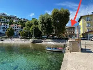 Apartment Arielle - 伊卡