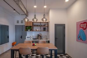 Cool Urban Oasis near Downtown by Circadian