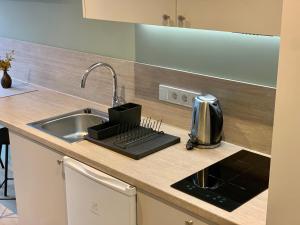 Poilsis Birutės alėjoje