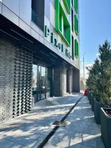 Green Line Hotel - 维什戈罗德