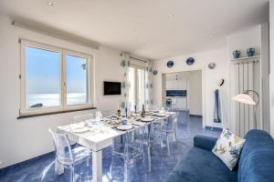 Belvedere delle Sirene with Views Pool and Guest Services