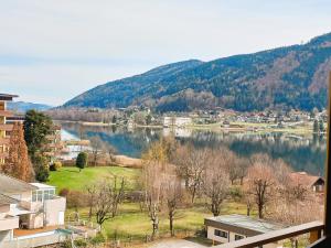 LENA Haus KMB Seeappartement am Ossiacher See mit direktem Seezugang und Hallenbad