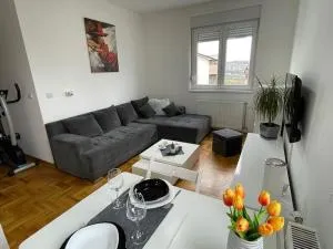 Apartment Zahir 28 - Kumodraž