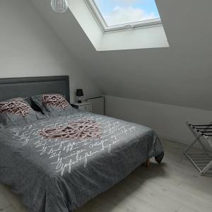 Maisons de vacances Grande Maison de plain pied avec jardin arbore. : photos des chambres