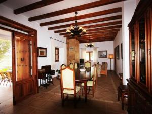 Villa Son March casa con piscina en Petra