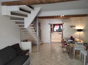 CASA BLANCA à SIGEAN-GÎTE