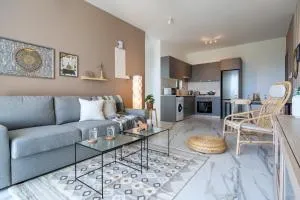 Ivory 1-BR Apartment in Aradipou - Aradhippou