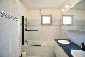 Appartements Les embruns *100m dela mer* parking* : photos des chambres