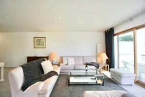 Les embruns *100m dela mer* parking* - Lomener