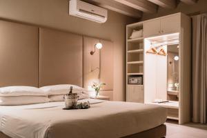 Junior Suite room in Le Greghe Suites
