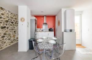 Escapade dans grand T2 de charme avec terrasse - Proche Gare et Centre ville