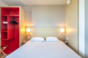 Hotels B&B HOTEL Lyon Aeroport Saint-Quentin-Fallavier : photos des chambres