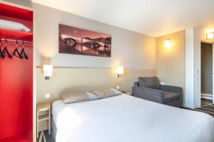 Hotels B&B HOTEL Lyon Aeroport Saint-Quentin-Fallavier : photos des chambres