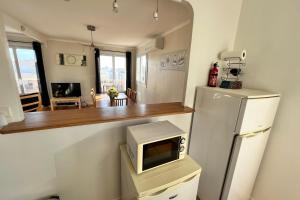 Juan les Pins town center - 4 people - top floor