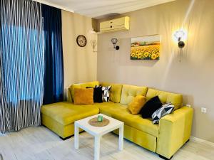 Blue Marine - Daneli Apartment