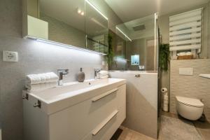 Luxury apartment Marina with private parking