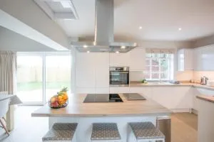 Peaceful Woodland Retreat near Clifton, Bristol - Pill