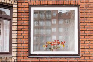 Queens Courtyard by Daniel&Jacobs