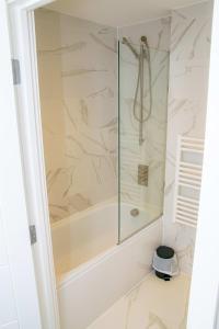 Stunning Central Birmingham 2 Bed Apartment